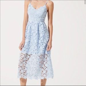 ASTR THE LABEL - LACE A LINE MIDI DRESS - periwinkle